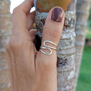 Adjustable Sterling Silver Thumb Ring: Hammered Double Wrap