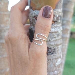 Adjustable Sterling Silver Thumb Ring: Hammered Double Wrap