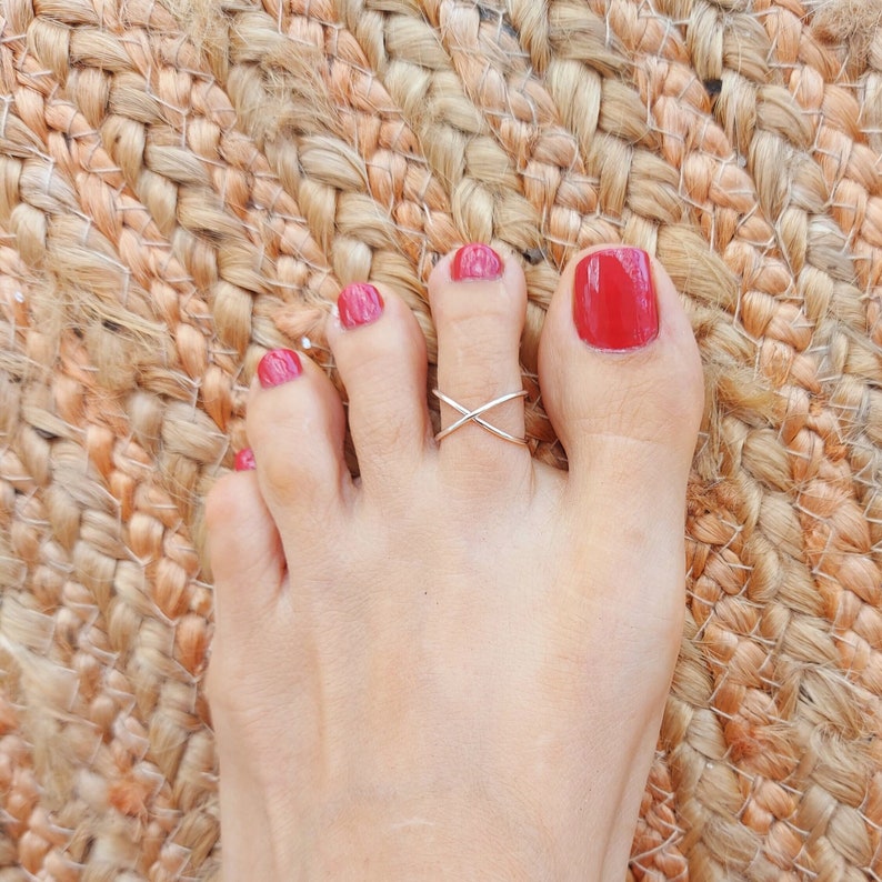 Infinity Toe Ring//Gold Toe Ring//Silver Toe Ring//Adjustable Toe Rings Handmade Jewelry image 1