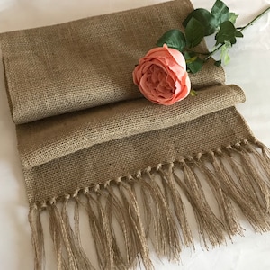 Burlap Table Runner with Fringer/Home Decor/Holiday Decor/Wedding Decor/Rustic Runner Table/Country Farmhouse Decor. Bild 1