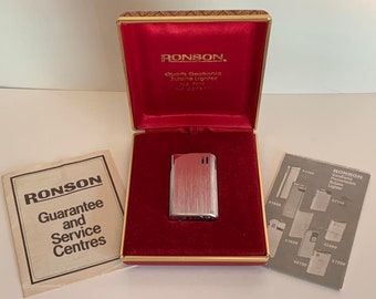 Vintage 1980s Silver Ronson lighter in original box