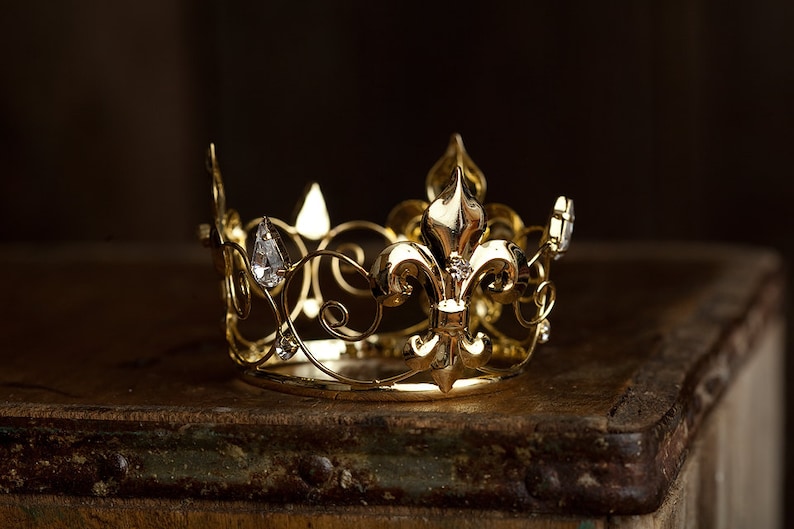 Amos Mini Gold Crown, Newborn Photography prop, Toddler/Child, Boy Prince, Flower Girl Princess Tiara image 1