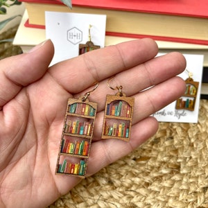 Book Lover Earrings, Book Shelf Earrings, Book Club Gifts, Gift for Bookworms, Teacher, Librarian, Bibliophile earrings, Best Friend Gift image 3