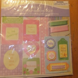 MINI SCRAPBOOK KIT