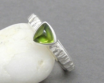 Peridot and Silver Modern Ring ~ Hammered Silver with Peridot Trillion ~ August birthstone