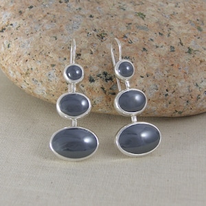 Trzy kolczyki z kamienia żyrandol, szare hematyt i srebro