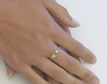 Simple Modern Peridot Ring, Sterling Silver Bezel Set with Green Peridot Cabachon ~ August Birthstone