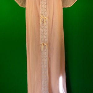 Vintage Durelle Lingerie Chiffon & Lace Gown Peach Size S 100% Nylon