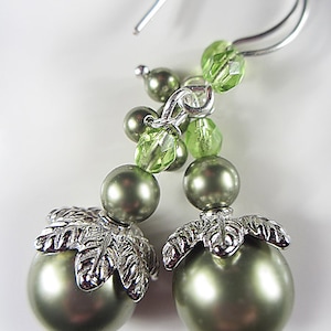 Swarovski Green Crystal Pearl Earrings Olive Green Pearl Earrings Swarovski Pearl Earrings Crystal Dangle Earring Olive Swarovski Pearl Drop
