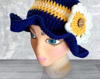 Sombrero de pescador con ala de ganchillo