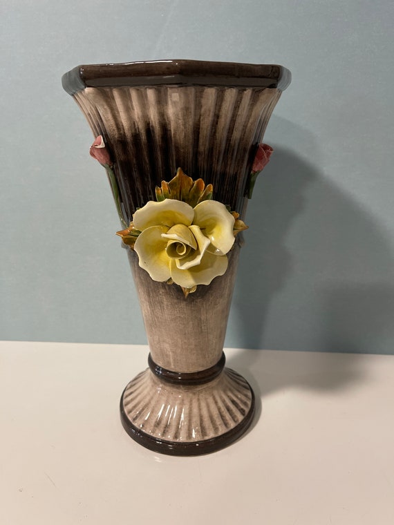 カポディモンテ ヴィンテージ フローラル 花瓶 1980 年代 - Etsy 日本