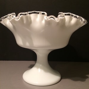 Fenton Silvercrest Ruffled Edge Pedestal bowl 1950