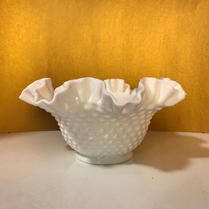 Fenton Large White Double Ruffle Hobnail Bowl 50s 60s  Milk Glass Cottage Chic  Decor Wedding