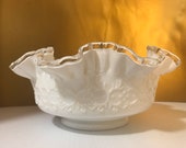 Fenton Silvercrest Spanish Lace Ruffled Edge bowl Vintage