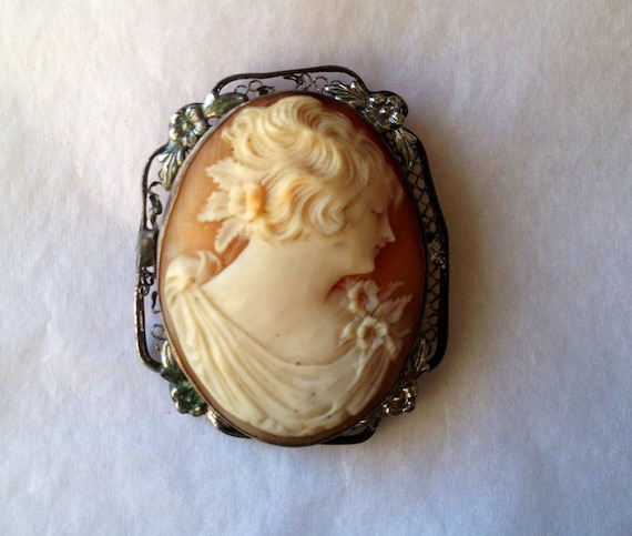 Victorian Cameo Brooch, Silver Plate. Genuine 189… - image 4