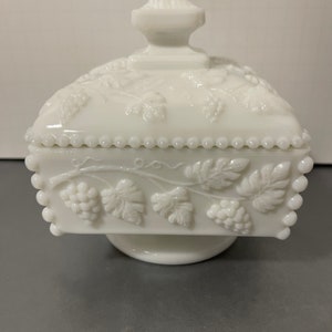 Westmoreland Beaded Covered Box Pedestal Grapes Leaves Pattern Milk Glass  1950s As is