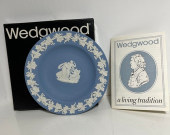 Vintage Wedgewood Jasper Small/ Tiny Dish/Tray 4 3/8”dia Boxed CLEARANCE