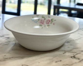 Pfaltzgraff Tea Rose Vegetable Serving Bowl 8 3/4” Stoneware Floral Drsign
