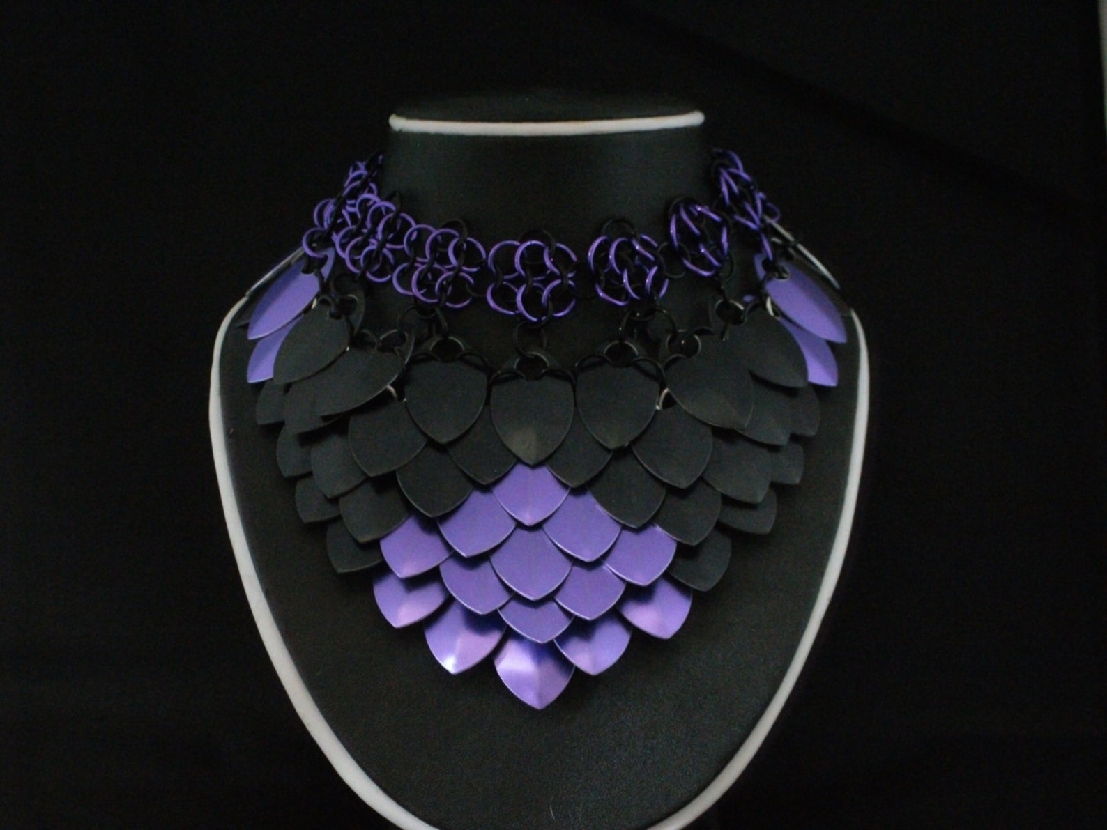 Dragon Scales Necklace, Scalemaille, Handmade Fantasy Necklace, Black