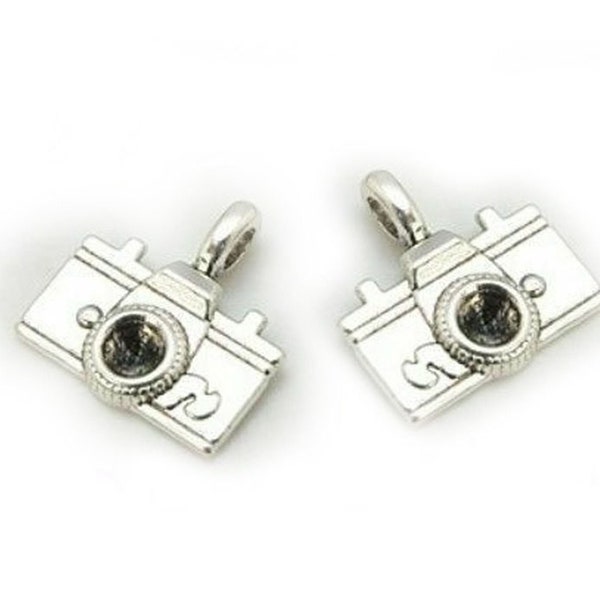 Camera Charm, silver 3D Photography Pendant, 21x 22mm, Findings Supply Jewelry crafting 3 pcs
