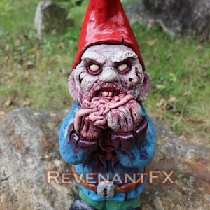 Eatmore Guts Zombie Gnome