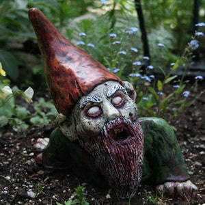 Forest Stump Crawling Zombie Gnome image 1