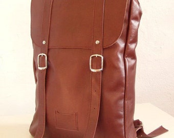 Minimalistic Genuine leather backpacks and ceramics by kokosina