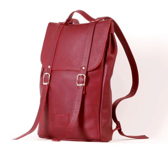 medium size leather backpacks
