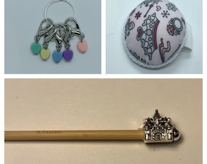 Princess Crochet Gift Set includes 15cm 4mm crochet hook, wrist pin cushion and crochet clips