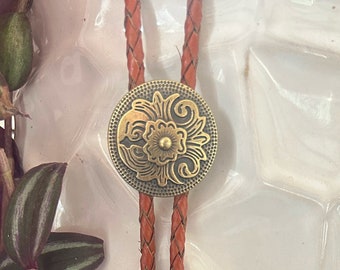 Brass Concho Bolo Tie - Gifts for Him Lariat Leather Cowboy Necktie Accessories Mens Necklace Leather Cord Man Attire Gold Round Bola Flower