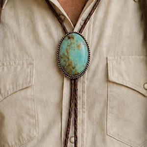 Southwestern Turquoise Stone Bolo Tie : Leather Cowboy Necktie