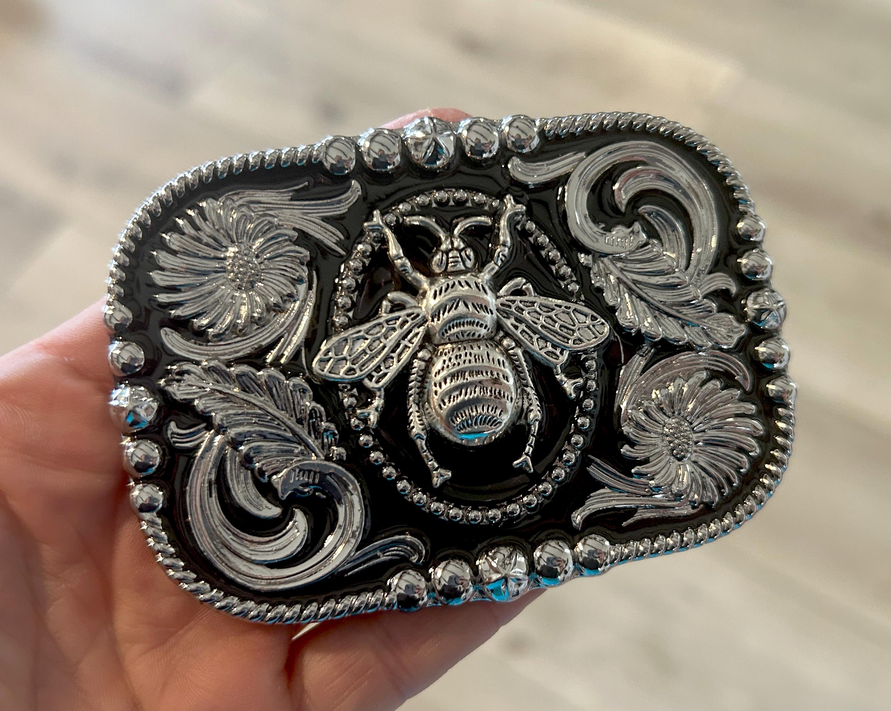 Silver Western Bee Belt Buckle: Handmade Enamel Insect  display picture 1
