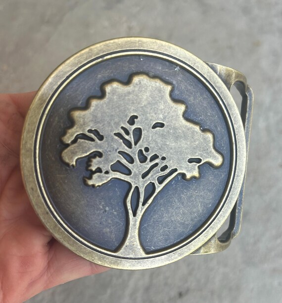 Large Tree Belt Buckle: Antique Gold Oak Leaf Design - Etsy display picture 1