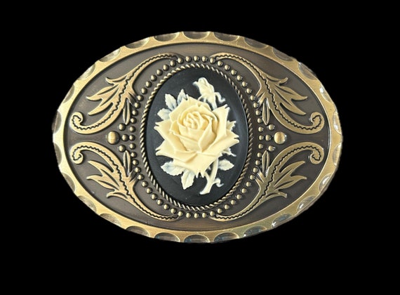 Black Rose Cameo Belt Buckle: Western Cowgirl Floral Buckle  display picture 2