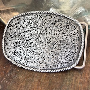 Engraved Silver Belt Buckle - Rope Border - Western Style  for Cowboy Cowgirl - Horse Show - Rodeo Trophy - Pewter Oval