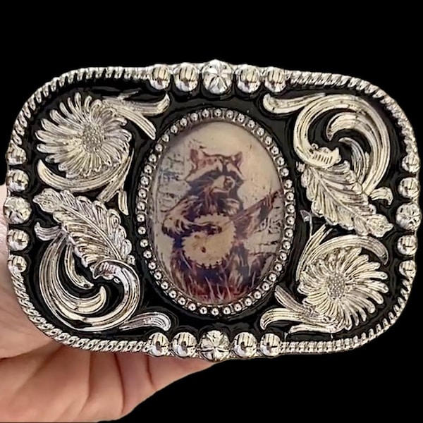 Raccoon Playing Banjo Belt Buckle - Western Style Beautiful Silver Buckle Gifts for Him Leather Hunting Hunter Vintage Wedding Mens Rodeo