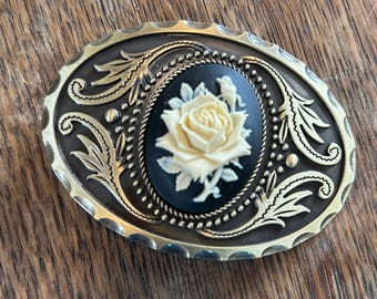 Black Rose Cameo Belt Buckle: Western Cowgirl Floral Buckle  display picture 1