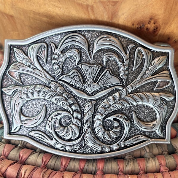 Howling Wolf Moon Metal Wall Art Led Light Mountain Wolf Moon