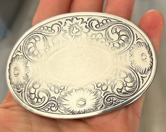 Oval Engraved Silver Belt Buckle - Rope Border - Western Style  for Cowboy Cowgirl - Horse Show Mens Unisex Rodeo Trophy - Valentines day