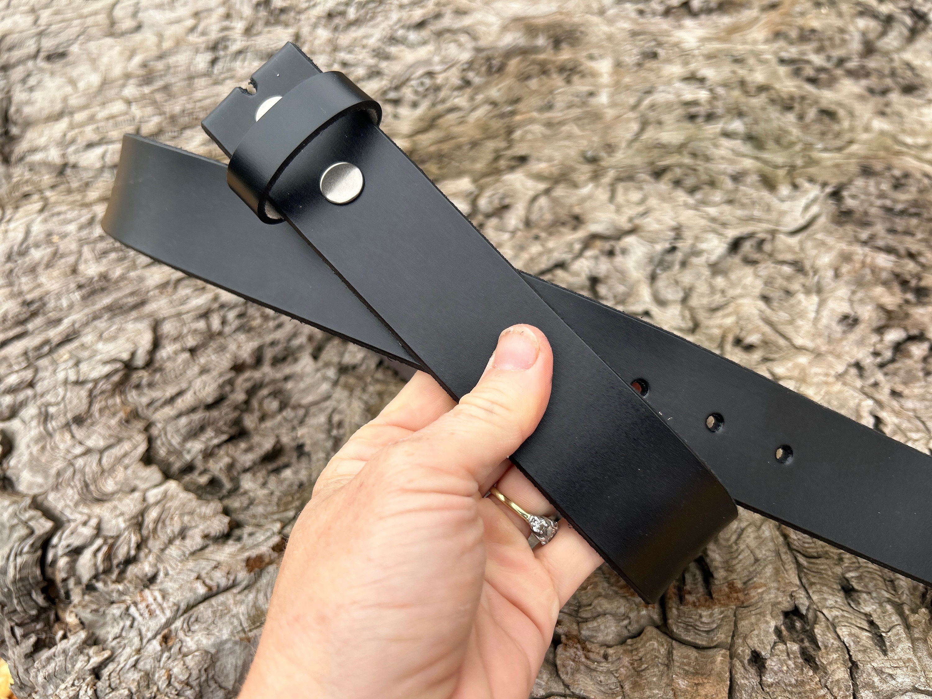 Cintura in vera pelle da uomo MISSOURI, colore NERO, fibbia in metallo con teste
