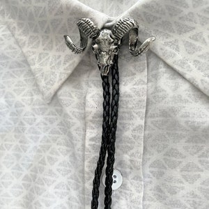 Silver Ram Skull Bolo Tie - Skeleton of Animal Horns Goat Mountain Colorado Hunting Hunter Goth Cosplay Cool Necktie Bola Mens