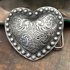 Silver Heart Belt Buckle - Cowgirl - Gifts for Her - Western - Women's - Engraved Women's Git Idea - Rope Border - Love - Anniversary