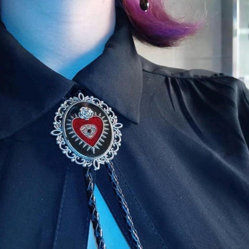 Corbata de bolo del Sagrado Corazón: Rosa de San Valentín, corbata gótica de cuero estilo western Yallternative