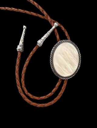 GelConnie Bolo Tie Da Uomo E Donna In Pelle Intrecciata - Cravatta Western Cowboy Fatta A Mano Con Punte In Metallo - Collana Unisex Perfetta Per Matrimoni E Feste A Tema