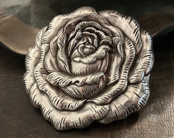 Vintage Beautiful Floral Rose Belt Buckle - Petal - Flower - Women's - Western Style - Leaf Daisy Bouquet - Ladies - Trophy