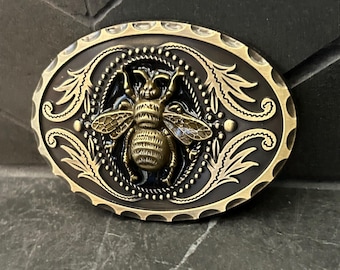 Silver Bee Belt Buckle: Handmade Western Style Accessory
