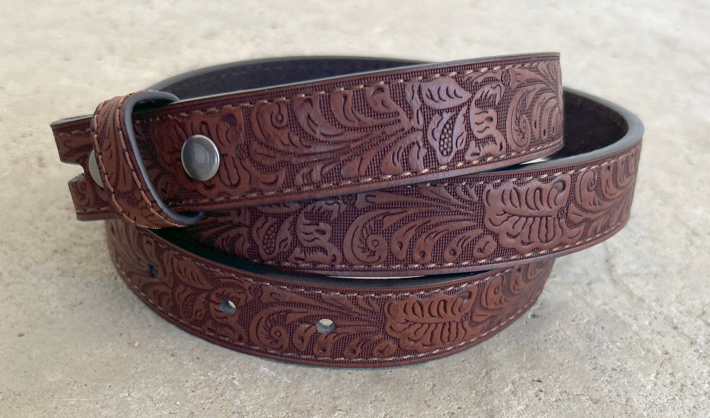 Women\'s Brown Leather Belt with Scroll Cutouts and Interchangeable Buckle Western Scroll Tooled Belt 53909 - Parts Unknown main image 4