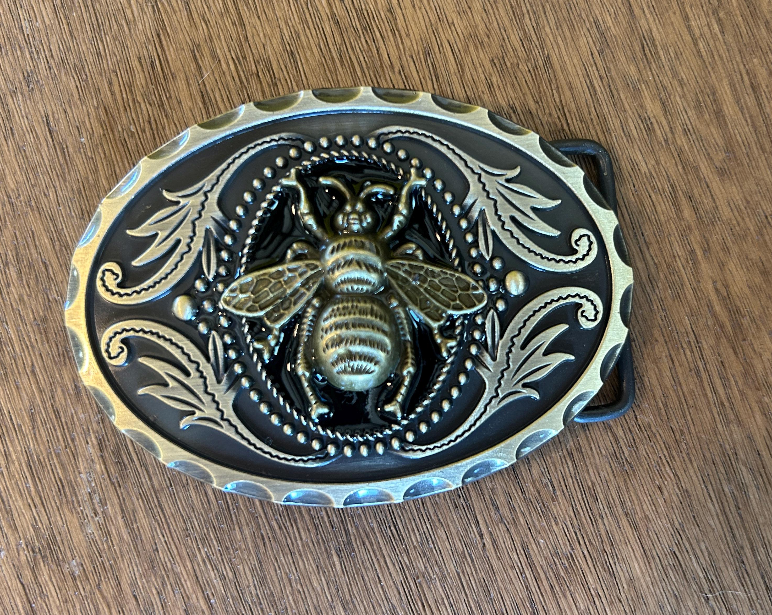 Silver Bee Belt Buckle: Handmade Western Style Accessory - Etsy display picture 2