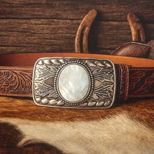 Silver-Tone Decorative Link Waist Belt with Mother-of-Pearl Accents Mother of Pearl Belt - Etsy main image 3