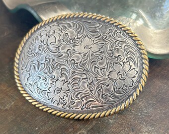 Oval Engraved Silver Gold Belt Buckle - Rope Border Western Style  for Cowboy Cowgirl - Horse Show Mens Unisex Rodeo Trophy - Valentines day